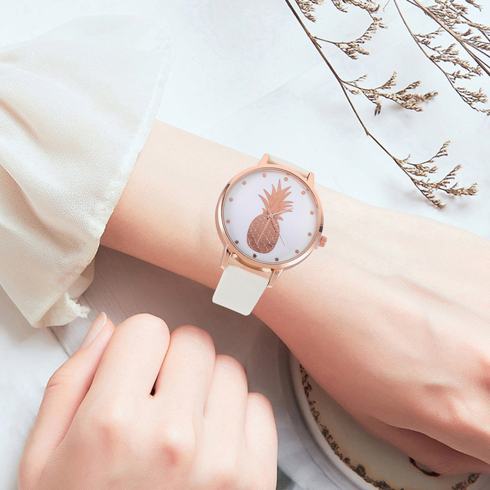 Montre-bracelet pour femme à m - Luxury Watch Gift For Her avis et prix